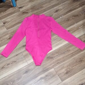 OQQ Sexy Ribbed Zip Front Long Sleeve Tops Bodysuits Rose3 L NWOT